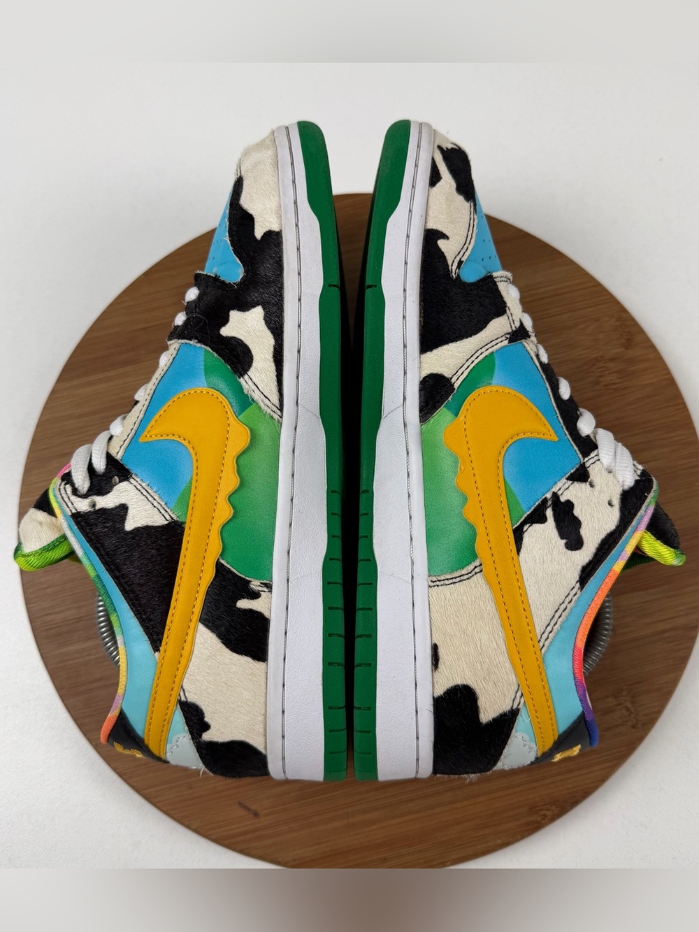 Nike SB Dunk low X Ben & Jerry’s “Chunky Dunky” Sneakers - Picture 7 of 12